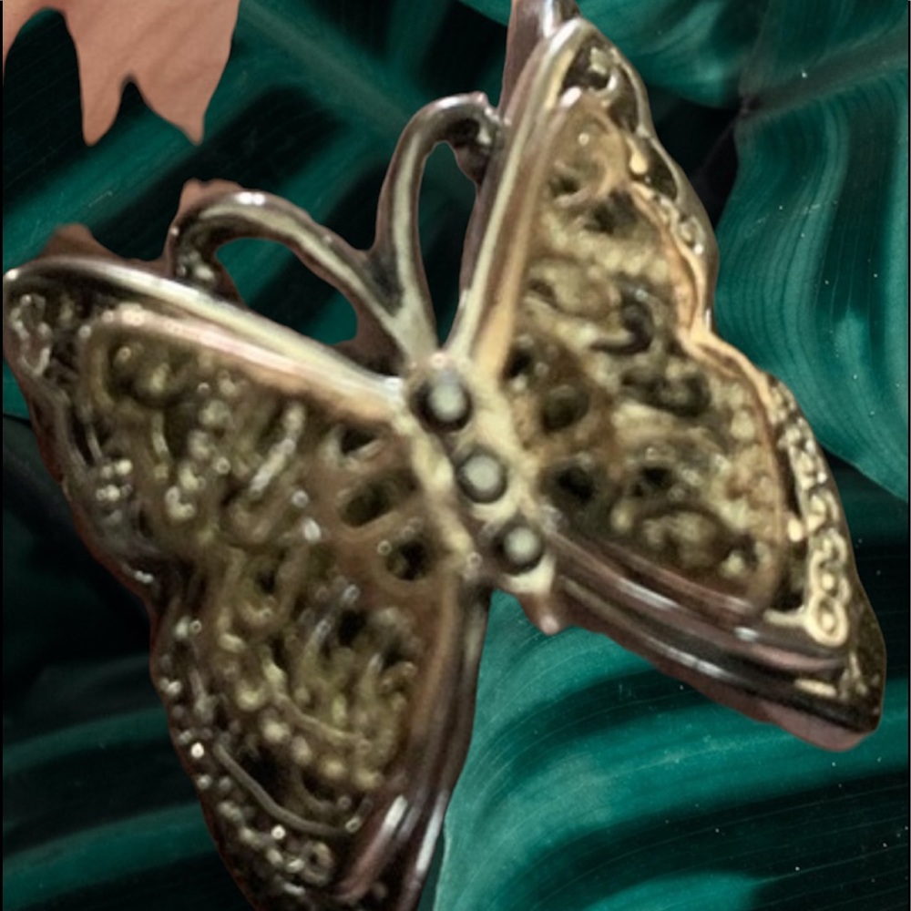 Ring costume butterfly